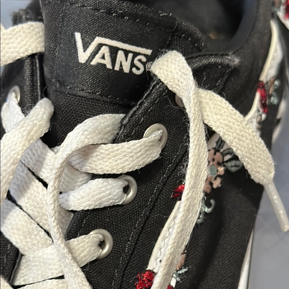 VANS! Floral Embroidered Black Sneakers - Missy size 4 - Picture 8 of 10